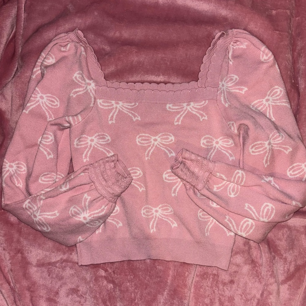 Pink Bow Patterned Crop Top